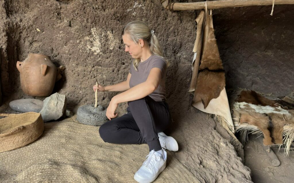 A hand-operated stone gofio mill in a cave at Cenobio de Valerón